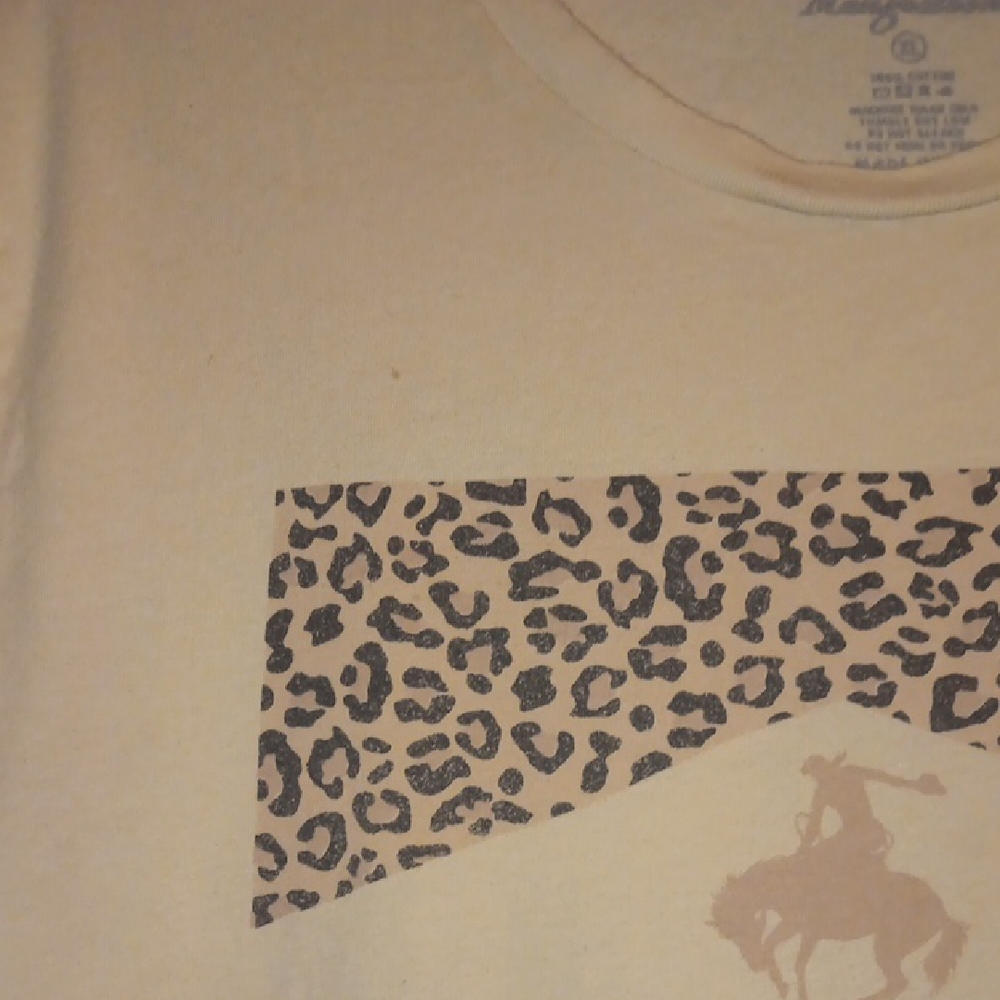 Cowboy Take Me Away T-shirt! - Picture 4 of 5